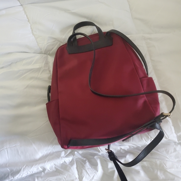 Small burgundy Kate Spade backpack - Picture 2 of 4